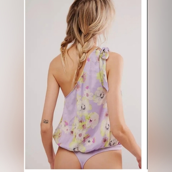 FREE PEOPLE Intimately free soft‎ Flutter one shoulder neck tie halter Bodysuit - Picture 5 of 8
